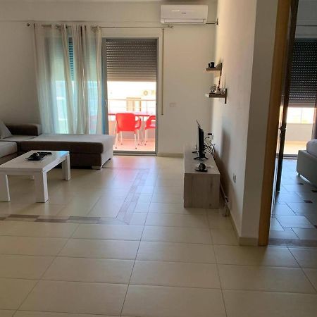 Jasmine Apartments ซารานเดอ ภายนอก รูปภาพ