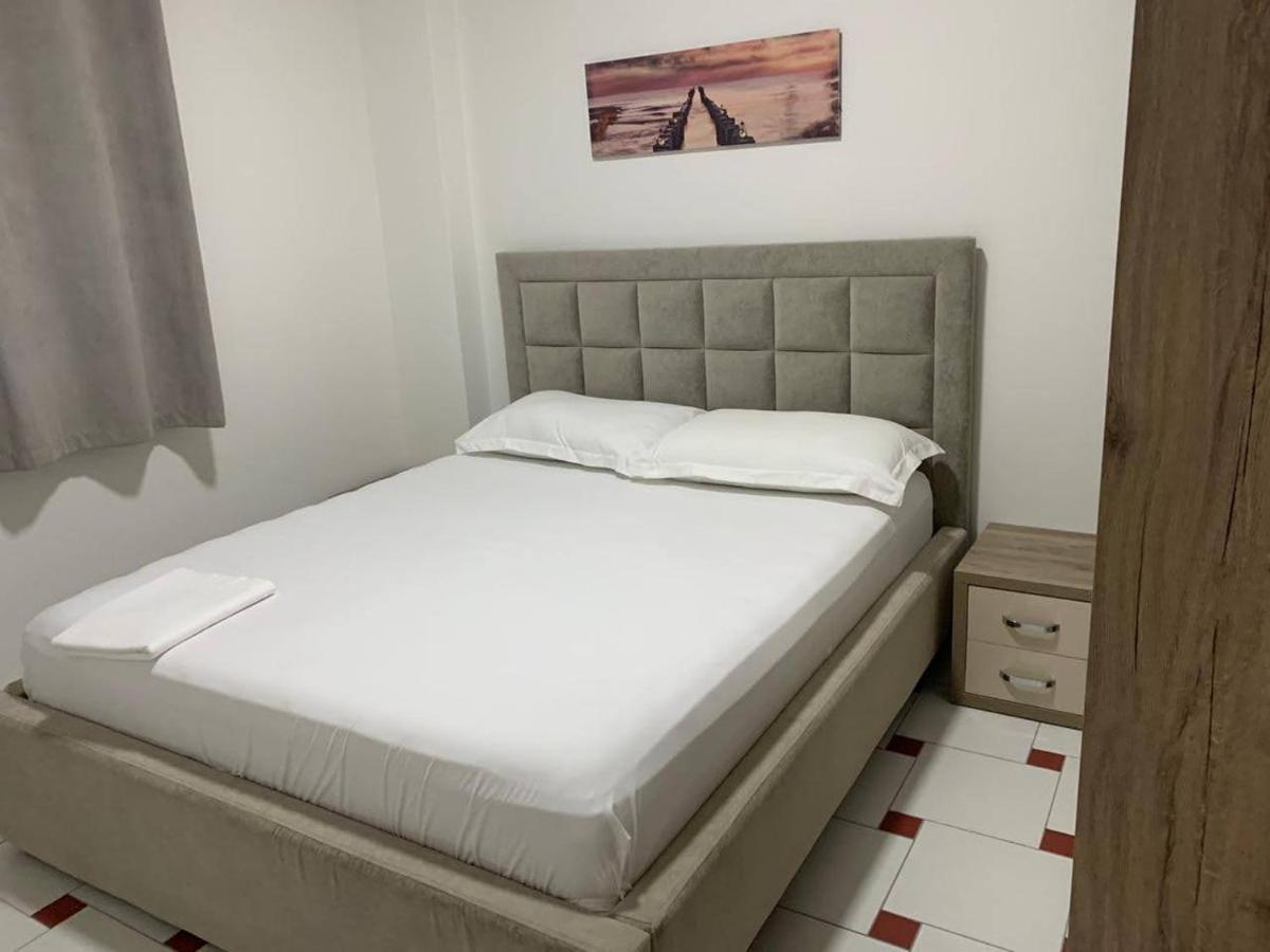 Jasmine Apartments ซารานเดอ ภายนอก รูปภาพ
