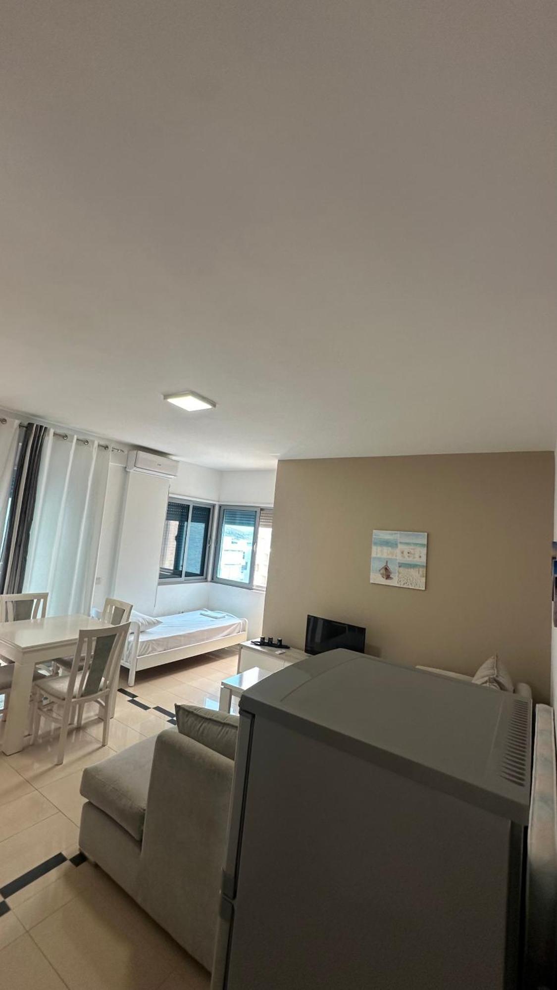 Jasmine Apartments ซารานเดอ ภายนอก รูปภาพ