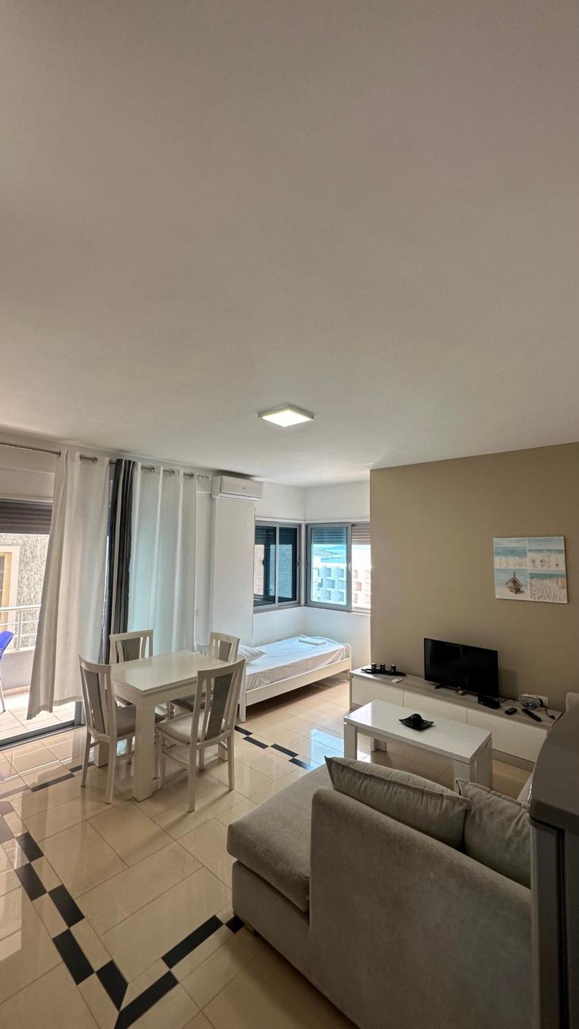 Jasmine Apartments ซารานเดอ ภายนอก รูปภาพ